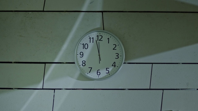 Video Reference: Number, Line, Clock, Tile, Circle