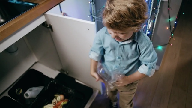 Video Reference: Photograph, Child, Play, Toddler, Standing, Product, Fun, Snapshot, Leg, Male