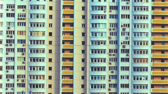 Video Reference: building, tower block, condominium, urban area, metropolitan area, residential area, architecture, metropolis, apartment, daytime