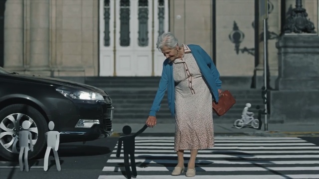 Video Reference: Vehicle, Car, Mid-size car, Automotive design, Snapshot, Luxury vehicle, Vehicle door, Pedestrian, Street fashion