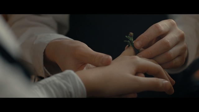 Video Reference: hand, finger, nail, arm, joint, girl, thumb