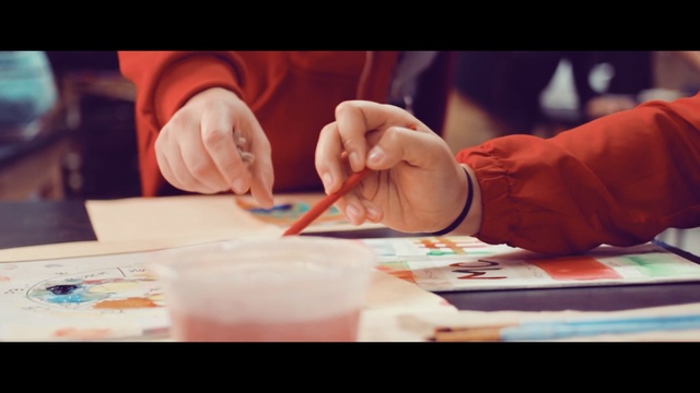 Video Reference: Hand, Writing instrument accessory, Finger, Learning, Writing, Homework, Games, Child, Nail