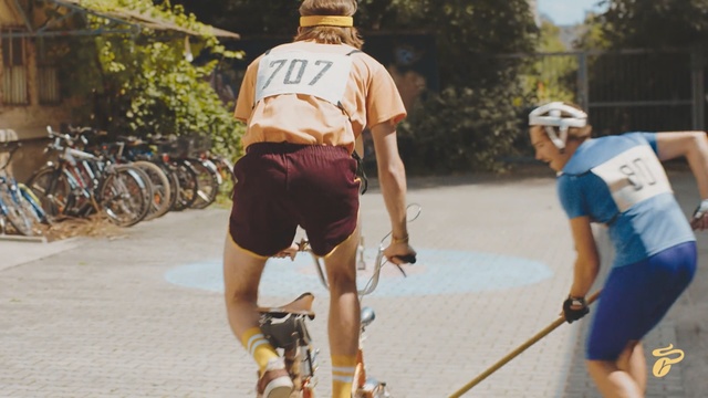 Video Reference: Cycling, Vehicle, Recreation, Outdoor recreation, Sports, Bicycle, Sports equipment, Yellow, Individual sports, Footwear