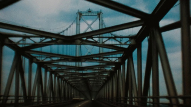 Video Reference: Bridge, Girder bridge, Truss bridge, Iron, Fixed link, Skyway, Nonbuilding structure, Sky, Infrastructure, Steel