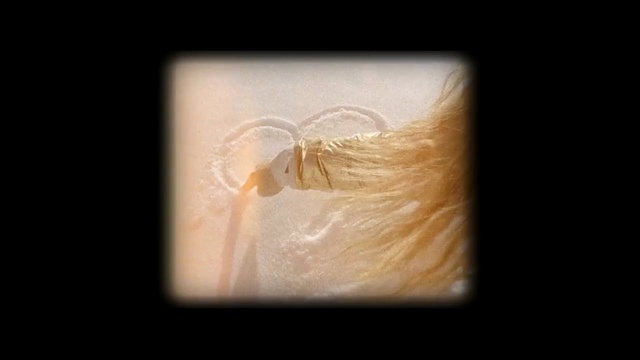 Video Reference: close up, macro photography, finger, organism, jaw