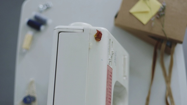 Video Reference: Technology, Plastic, Electronic device, Paint