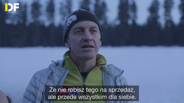 Video Reference: Snow, Winter, Freezing, Recreation, Fun, Ice, Photo caption, Smile, Jacket, Screenshot, Person