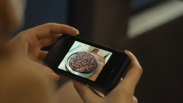 Video Reference: mobile phone, electronic device, gadget, technology, communication device, smartphone, mobile device, cellular network, portable communications device, telephone