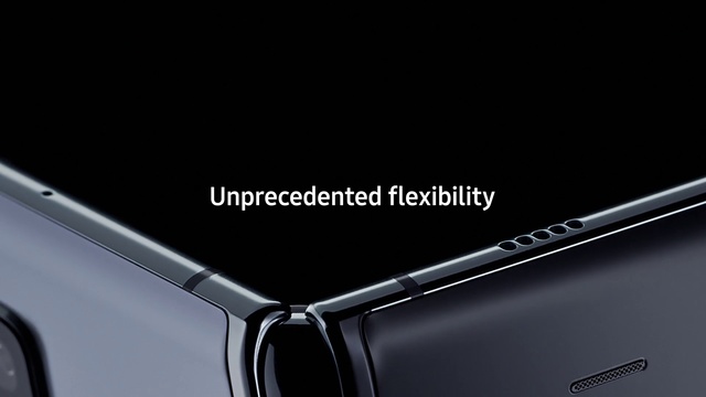 Video Reference: Eyewear, Product, Glasses, Gadget, Technology, Smartphone, Electronic device, Sunglasses, Material property, Mobile phone