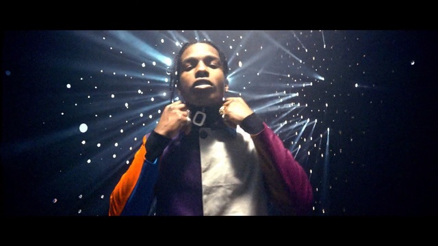 Video Reference: singer, musician, performer, stage, entertainer, person, black, star, platform