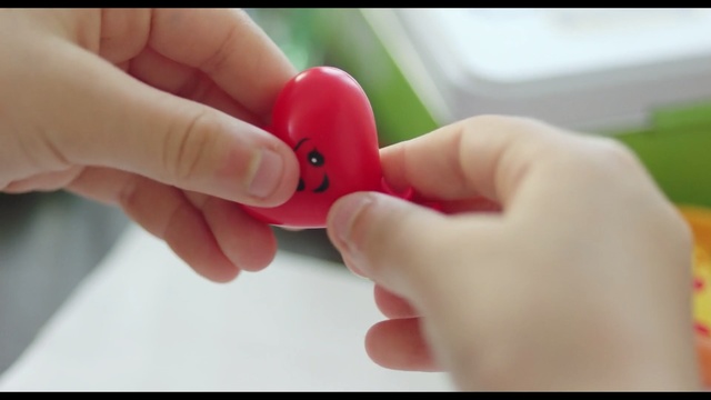 Video Reference: Finger, Hand, Skin, Nail, Ear, Plant, Petal, Thumb, Smile, Play