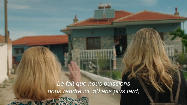 Video Reference: Hair, Photograph, Blond, Property, Hairstyle, Long hair, Fun, Real estate, Home, Adaptation
