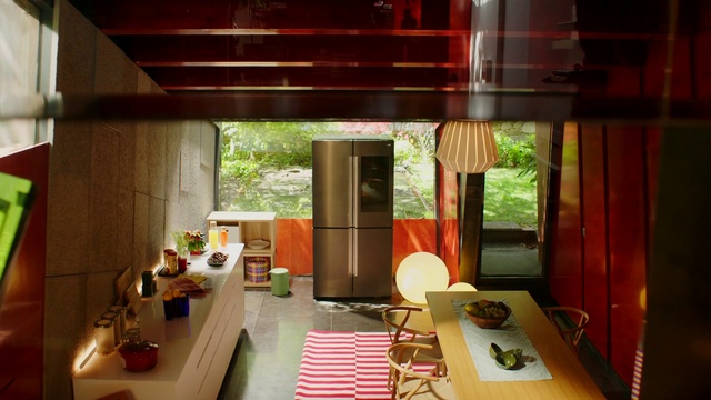 Video Reference: Room, Property, Interior design, House, Building, Furniture, Table, Living room, Architecture, Home