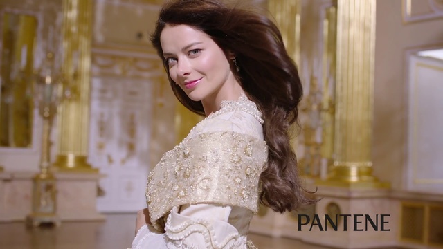 Video Reference: Hair, Lady, Clothing, Hairstyle, Skin, Beauty, Shoulder, Long hair, Fashion model, Dress