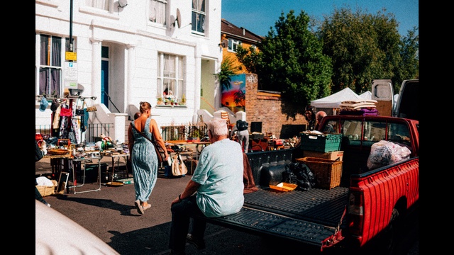 Video Reference: Motor vehicle, Public space, Vehicle, Car, Market, Classic, Street, Tourism, City, Vacation