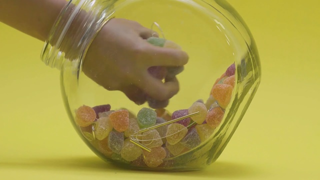 Video Reference: glass, tableware