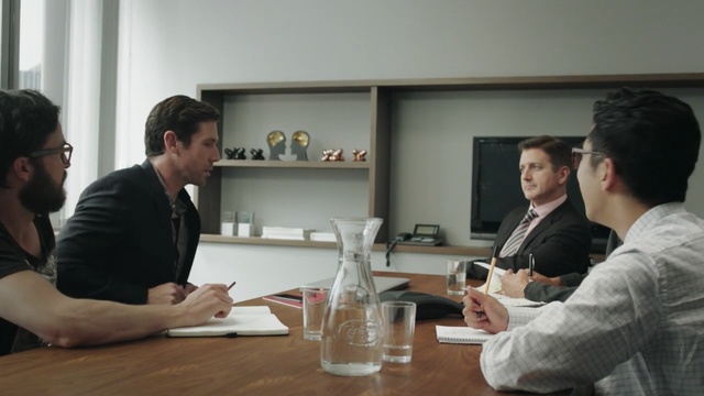 Video Reference: Conversation, Event, Meeting, White-collar worker, Job, Management, Businessperson, Collaboration, Company, Office, Person