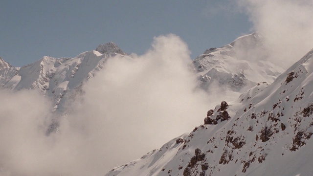 Video Reference: Mountainous landforms, Mountain, Mountain range, Geological phenomenon, Sky, Ridge, Atmospheric phenomenon, Alps, Massif, Hill station