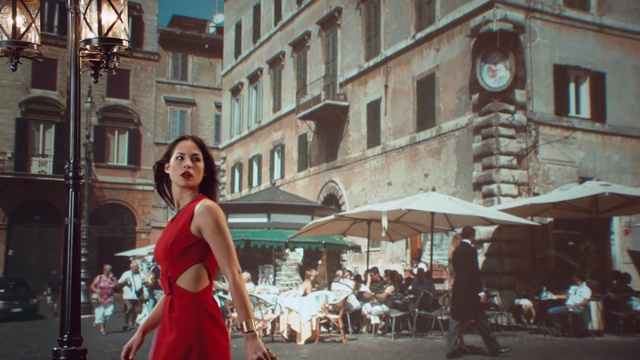 Video Reference: Photograph, Snapshot, Fashion, Photography, Fun, Street, Architecture, Travel, Pedestrian, Dress