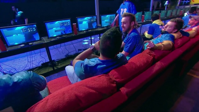 Video Reference: Blue, Audience, Fun, Passenger, Media, Leisure, Crowd, Movie theater, Performance, Vacation