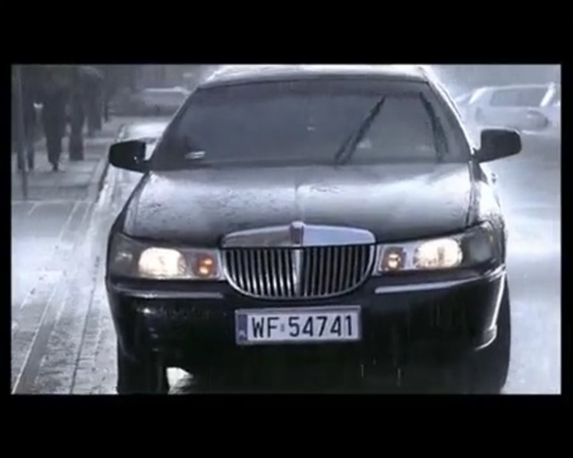 Video Reference: Land vehicle, Vehicle, Car, Luxury vehicle, Sedan, Executive car, Vehicle registration plate, Grille, Person