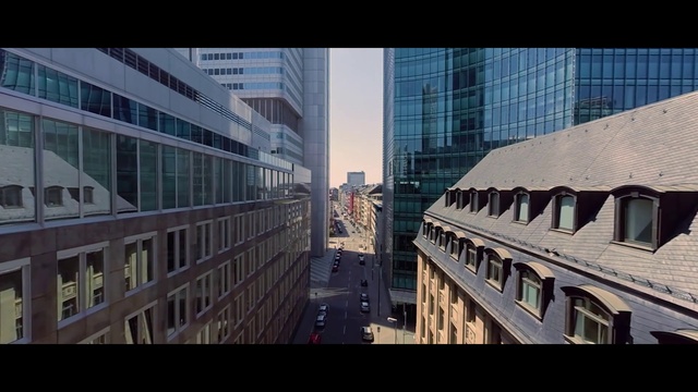 Video Reference: Urban area, Metropolitan area, City, Metropolis, Architecture, Daytime, Building, Human settlement, Downtown, Skyscraper