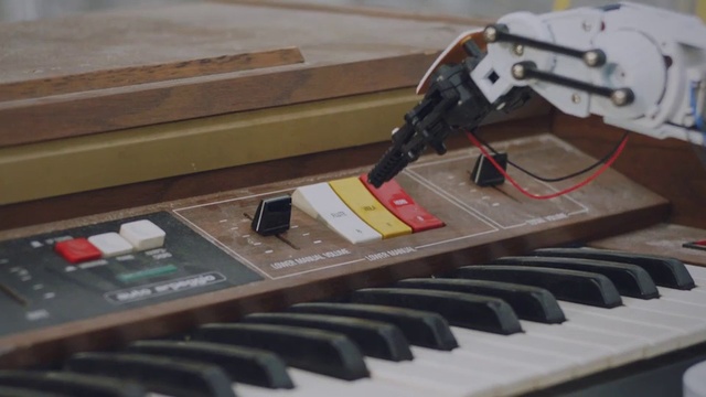Video Reference: Musical instrument, Electronic instrument, Musical instrument accessory, Musical keyboard, Keyboard, Piano, Electronic musical instrument, Digital piano, Music workstation, Electric piano