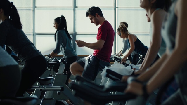 Video Reference: Gym, Room, Exercise machine, Physical fitness, Exercise equipment, Indoor cycling, Leisure, Exercise, Stationary bicycle, Circuit training