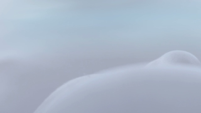 Video Reference: sky, white, atmosphere, daytime, cloud, fog, morning, close up, mist, horizon