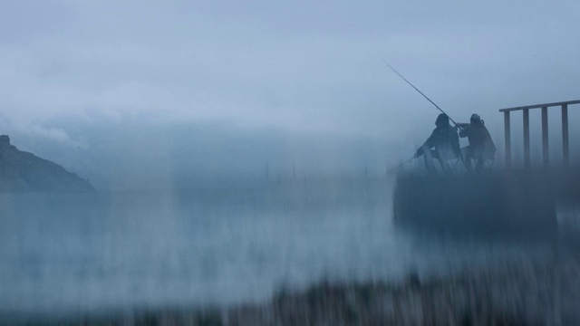 Video Reference: Mist, Fog, Atmospheric phenomenon, Sky, Water, Morning, Vehicle, Atmosphere, Haze, Ocean