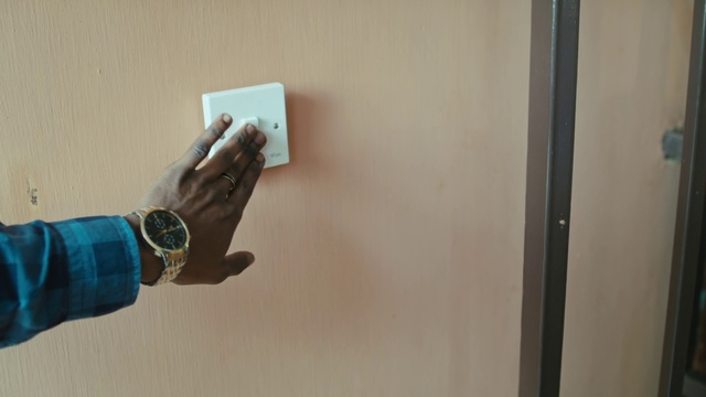 Video Reference: Wall, Plaster, Hand, Room, Finger, Paint, Flooring, Door handle, Tile, Door