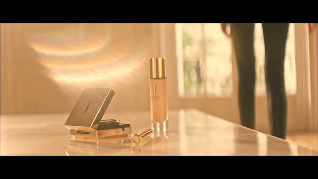 Video Reference: light, photography, wood, lighting, product, sunlight, floor, flooring, still life photography, glass