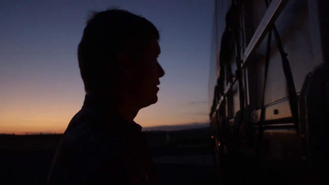 Video Reference: Sky, Backlighting, Darkness, Photography, Cloud, Atmosphere, Evening, Night, Tree, Silhouette