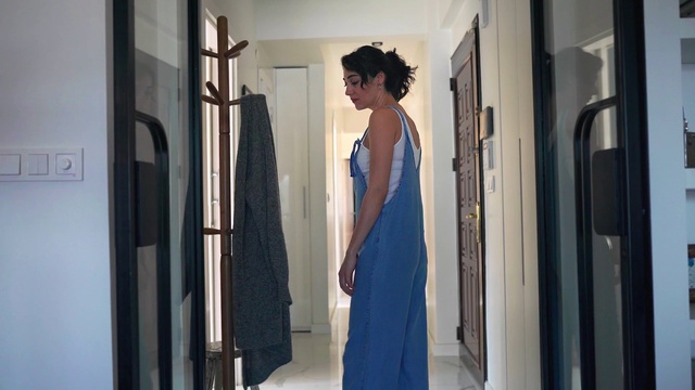 Video Reference: Clothing, Shoulder, Fashion, Dress, Room, Formal wear, Outerwear, Fashion design, Door, Haute couture