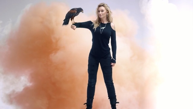 Video Reference: Standing, Fashion, Human, Sky, Photography, Neck, Bird, Happy, Leggings, Style, Person
