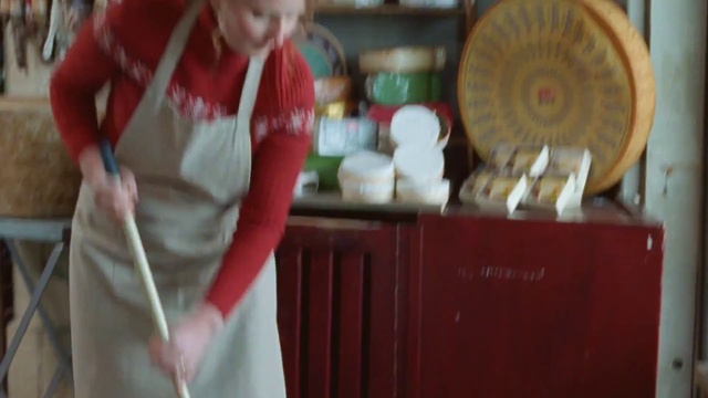 Video Reference: Red, Room, Temple