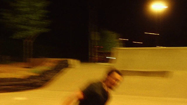 Video Reference: Green, Light, Yellow, Night, Lighting, Snapshot, Fun, Photography, Street light, Room