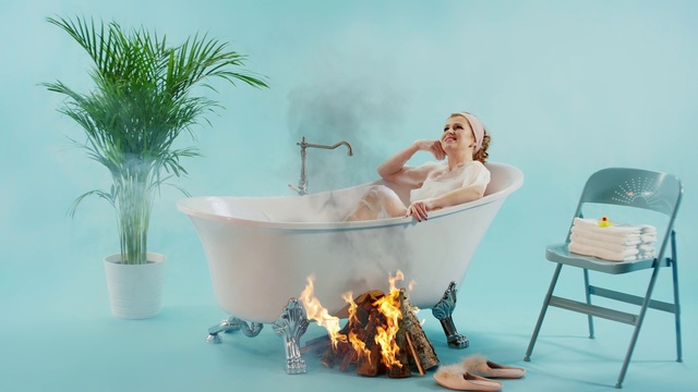 Video Reference: Bathtub, Bathing, Aqua, Turquoise, Leisure, Bathroom, Jacuzzi, Room, Vacation, Plumbing fixture