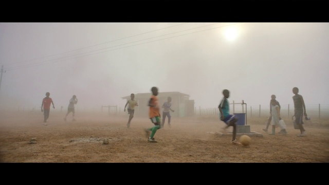 Video Reference: Atmospheric phenomenon, Morning, Sand, Fun, Mist, Landscape, Team sport, Fog, Dust, Haze