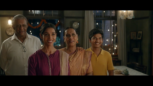 Video Reference: People, Photograph, Social group, Movie, Snapshot, Fun, Lady, Human, Scene, Conversation