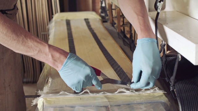 Video Reference: Leg, Wood, Hand, Hardwood, Shoe