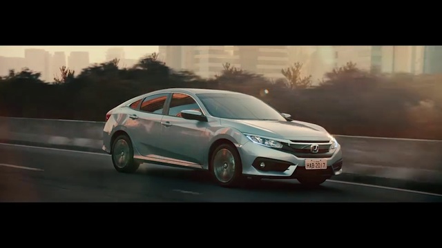 Video Reference: Land vehicle, Vehicle, Car, Mid-size car, Automotive design, Sedan, Full-size car, Personal luxury car, Sports sedan, Family car