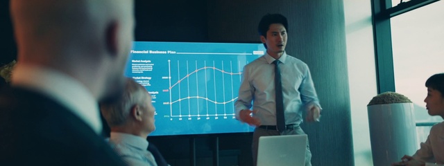 Video Reference: Job, Professor, Adaptation, Conversation, White-collar worker, Lecture, Presentation, Collaboration