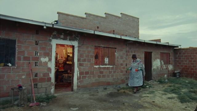 Video Reference: Property, Building, House, Rural area, Home, Facade, Brick, Adaptation, Land lot, Residential area