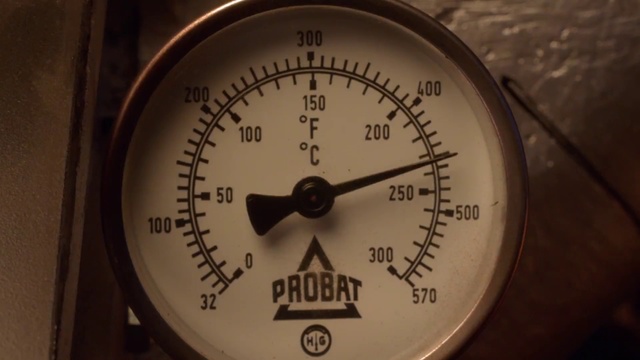 Video Reference: Gauge, Measuring instrument, Tool, Meter, Auto part, Speedometer, Tachometer, Number