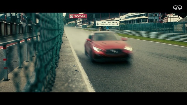 Video Reference: Land vehicle, Vehicle, Car, Performance car, Race track, Sports car, Mode of transport, Race car, Mercedes-benz slr mclaren, Sports car racing