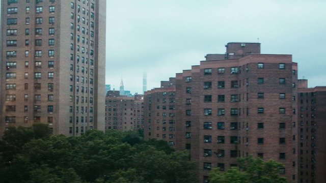 Video Reference: Tower block, Metropolitan area, Building, City, Urban area, Condominium, Skyscraper, Residential area, Metropolis, Human settlement
