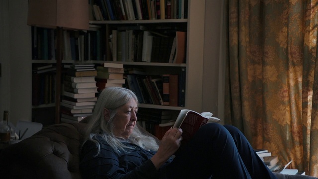Video Reference: Room, Photography, Conversation, Screenshot, Sitting, House, Scene, Reading
