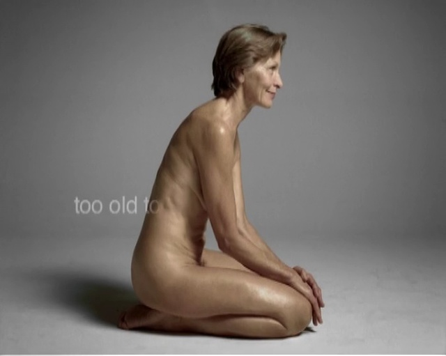 Video Reference: sitting, standing, joint, shoulder, trunk, arm, chest, art model, physical fitness, human