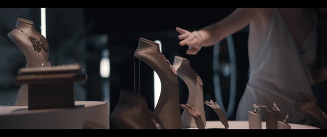 Video Reference: Footwear, High heels, Leg, Shoe, Hand, Joint, Human body, Human leg, Photography